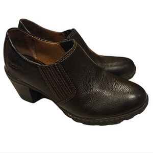 Bolo by Born Heeled Ankle Boots Pull On Brown Size 6